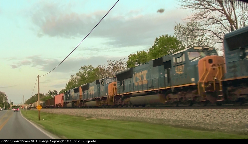 CSX SD70MAC Locomotive